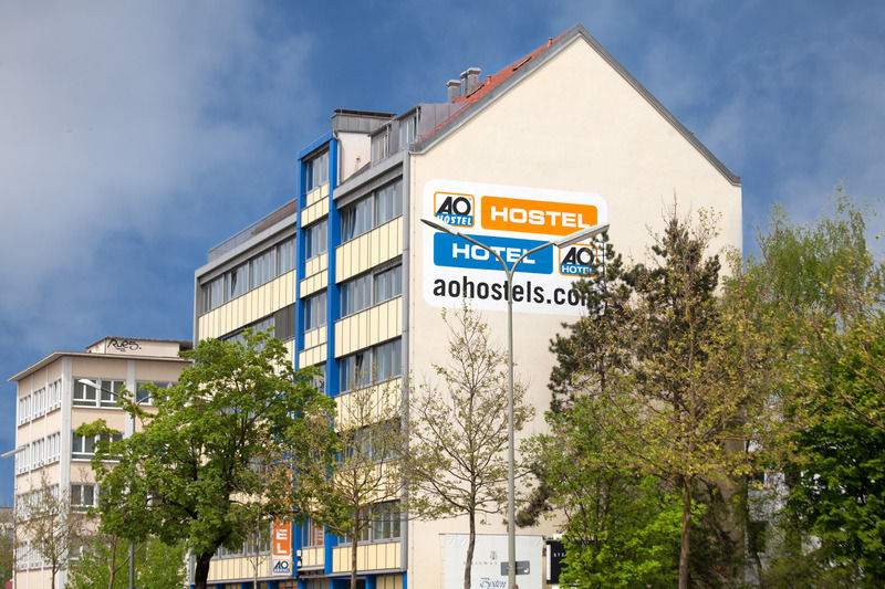 Hotel a&o München Laim Esterno foto