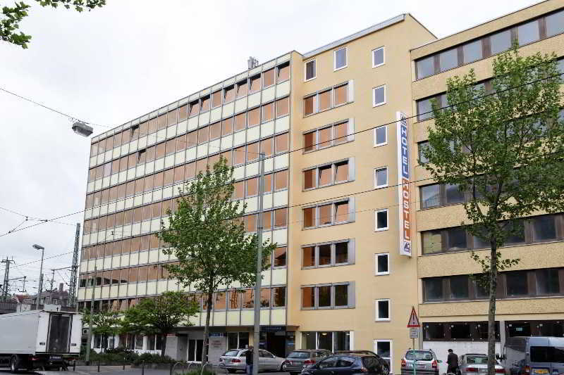 Hotel a&o München Laim Esterno foto